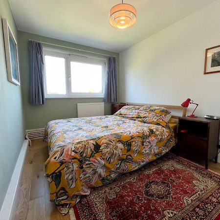 Two Double Bedroom Home In Maryland Londra Dış mekan fotoğraf